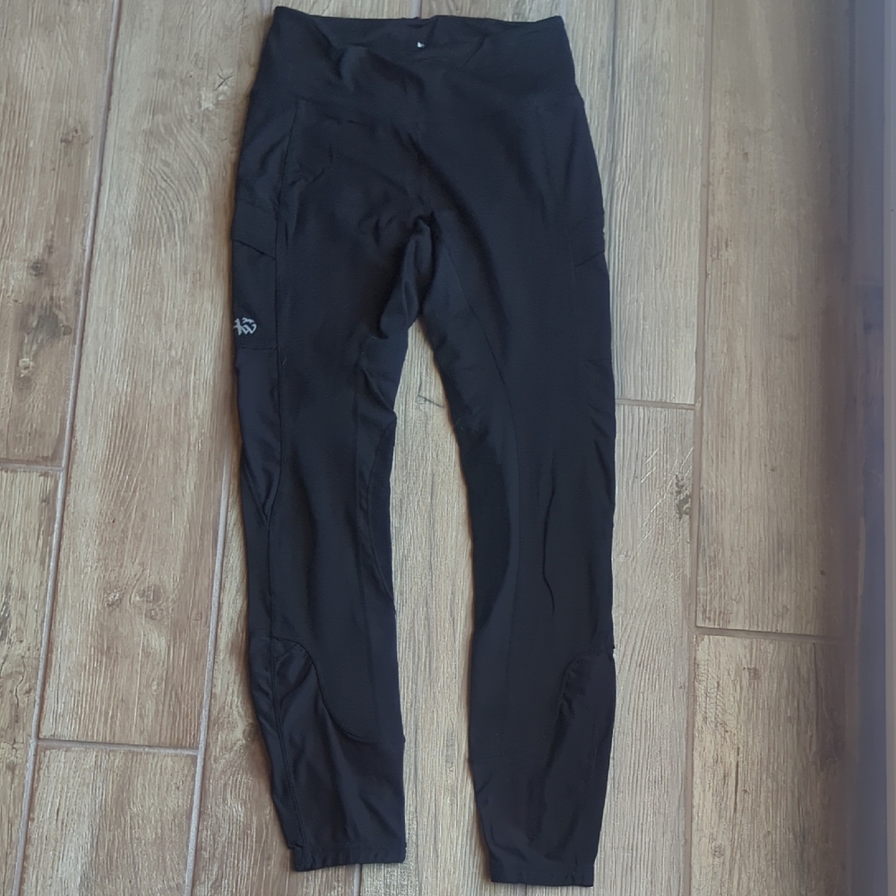 Black Athletic Leggings